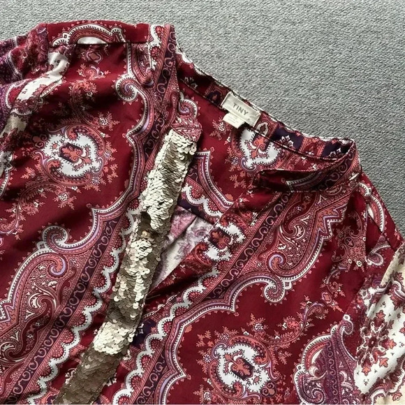 Anthropologie TINY Sequin Devas Popover Red Paisley Top - Picture 6 of 8
